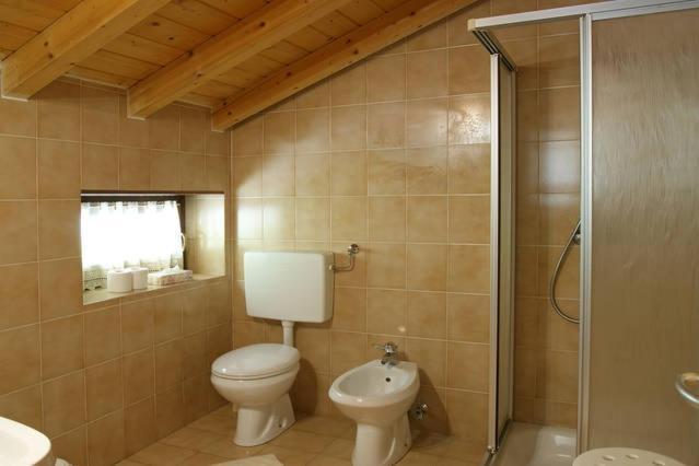 Appartamenti Chalet Al Lago Алеге Екстериор снимка