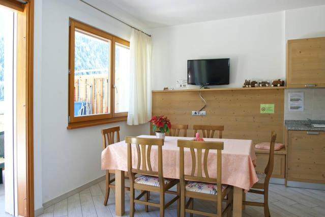 Appartamenti Chalet Al Lago Алеге Екстериор снимка